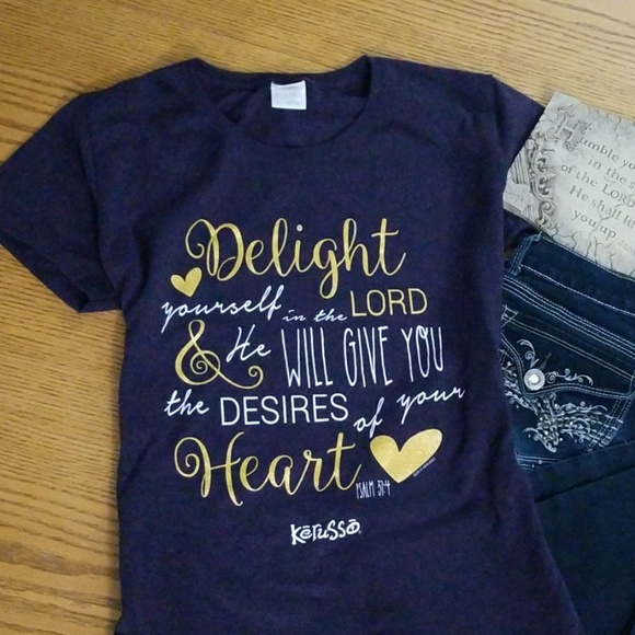 NWOT XL Women's t-shirt - Picture 2 of 5